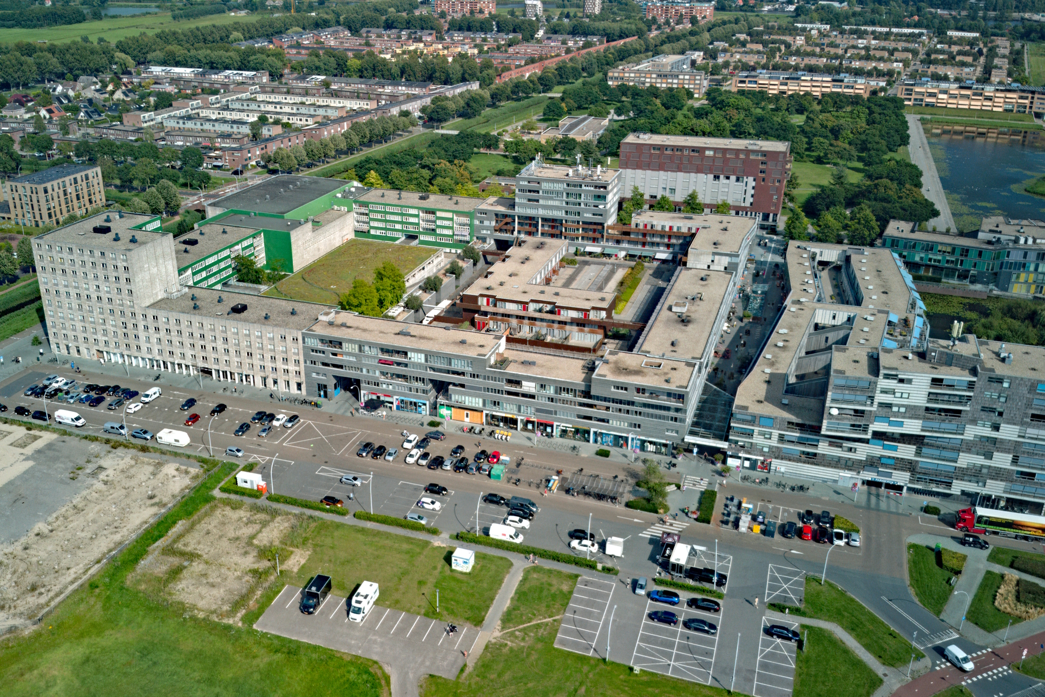 winkelcentrum stadshagen drone (2) - ZwolleInside