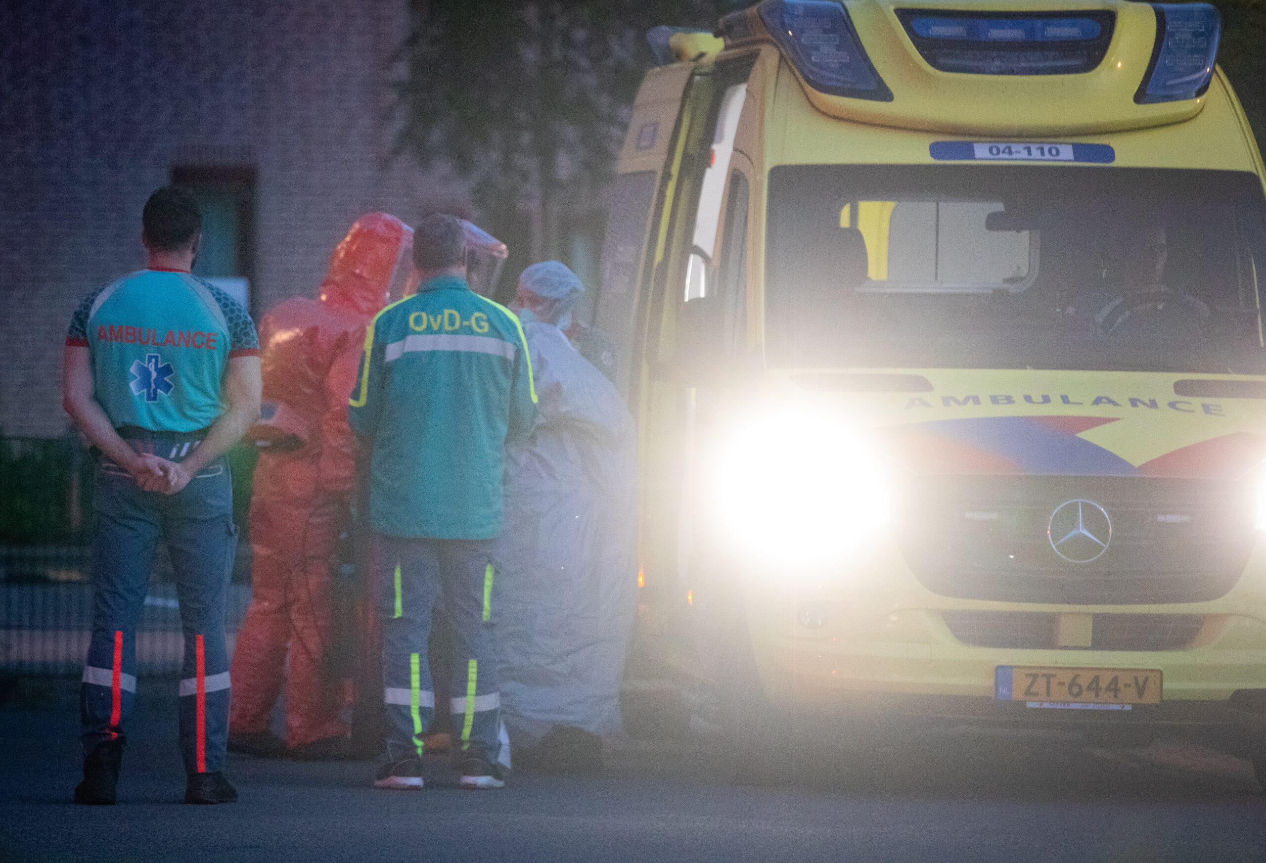 Patiënt met lage verdenking op ebola vanuit Zwolle naar isolatieafdeling in Nijmegen gebracht