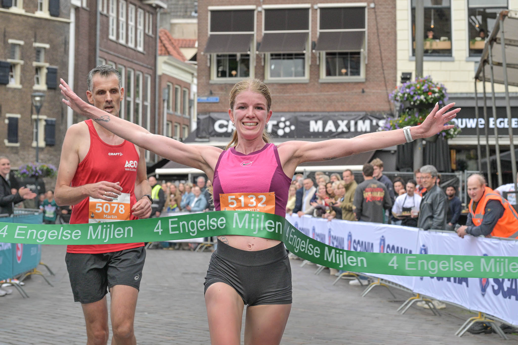 Luca Poppe wint opnieuw 4 Engelse Mijl, Jeanique de Graaf snelste vrouw