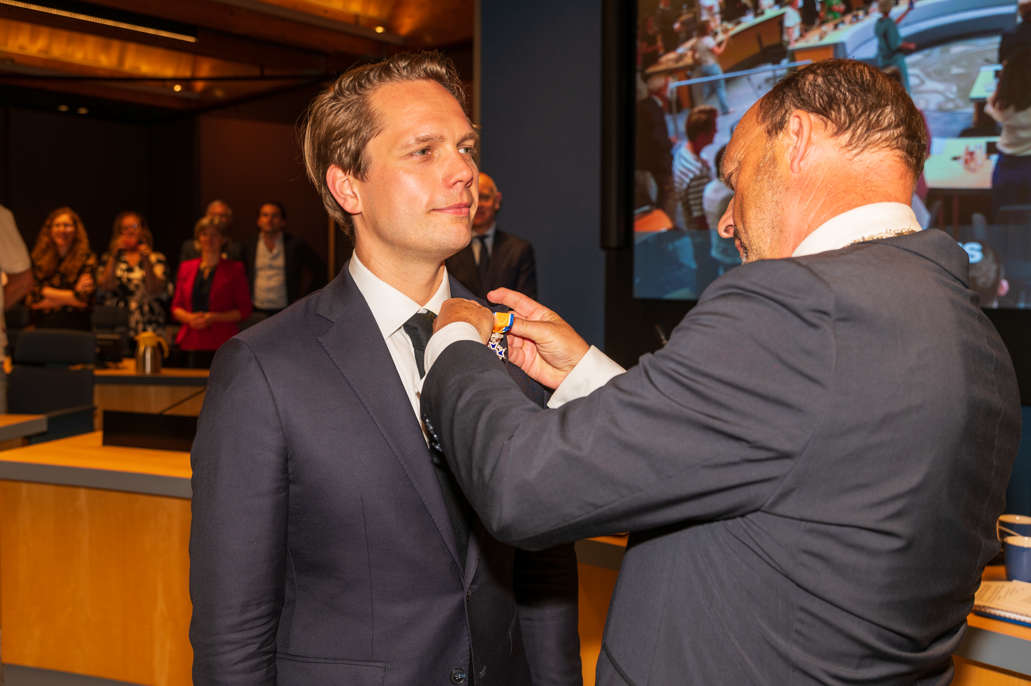 Koninklijke onderscheiding voor kersverse wethouder Johran Willegers