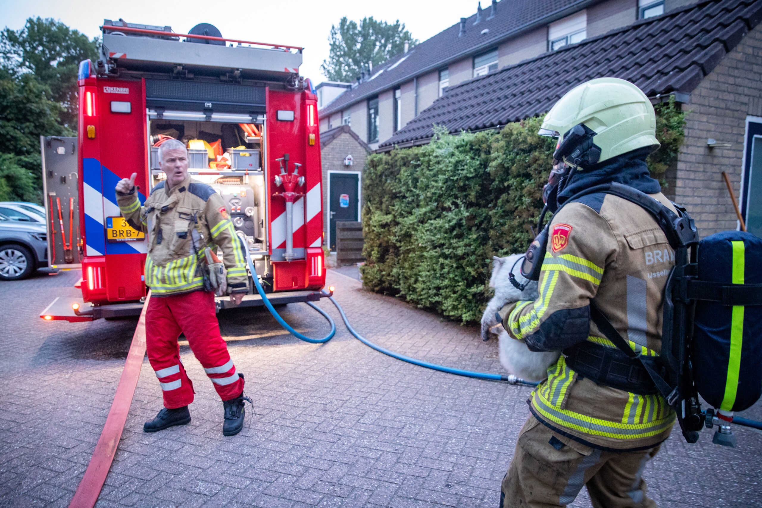Brandweer redt kat uit brandende woning in Westenholte