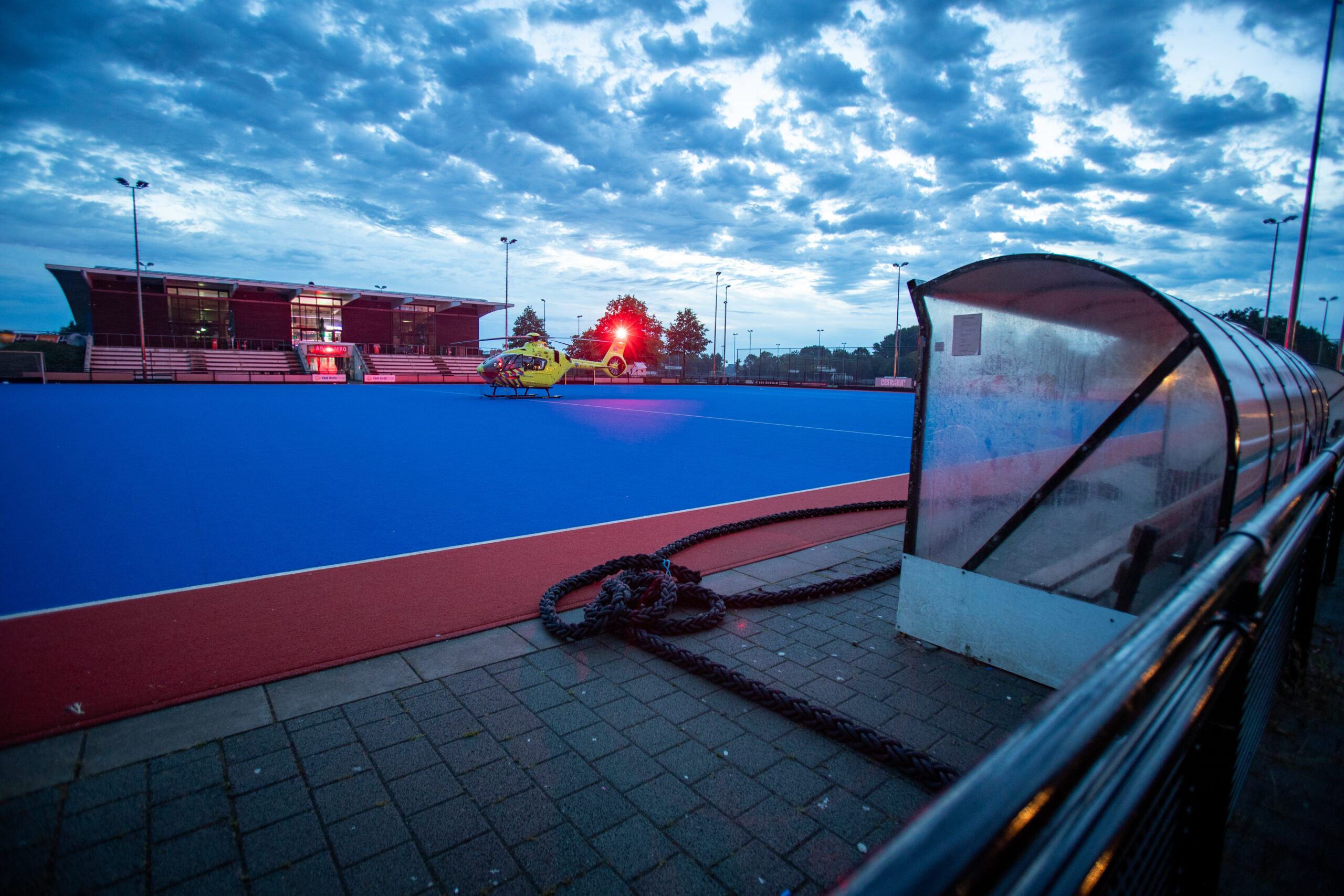Traumahelikopter landt op hockeyveld van HC Zwolle