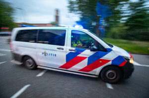 Verdachte aangehouden na tip over drugshandel vanuit auto