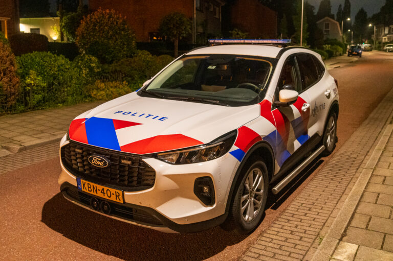 Zwollenaar (29) opgepakt na mishandeling van fietsers en bejaarde man