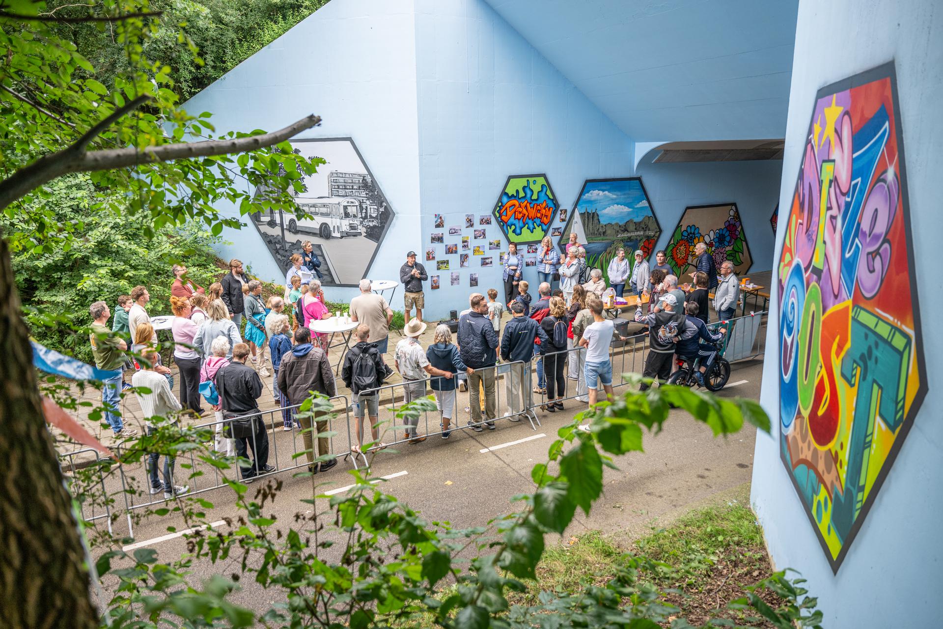 Devotentunnel krijgt kleur na jaren van vervuiling