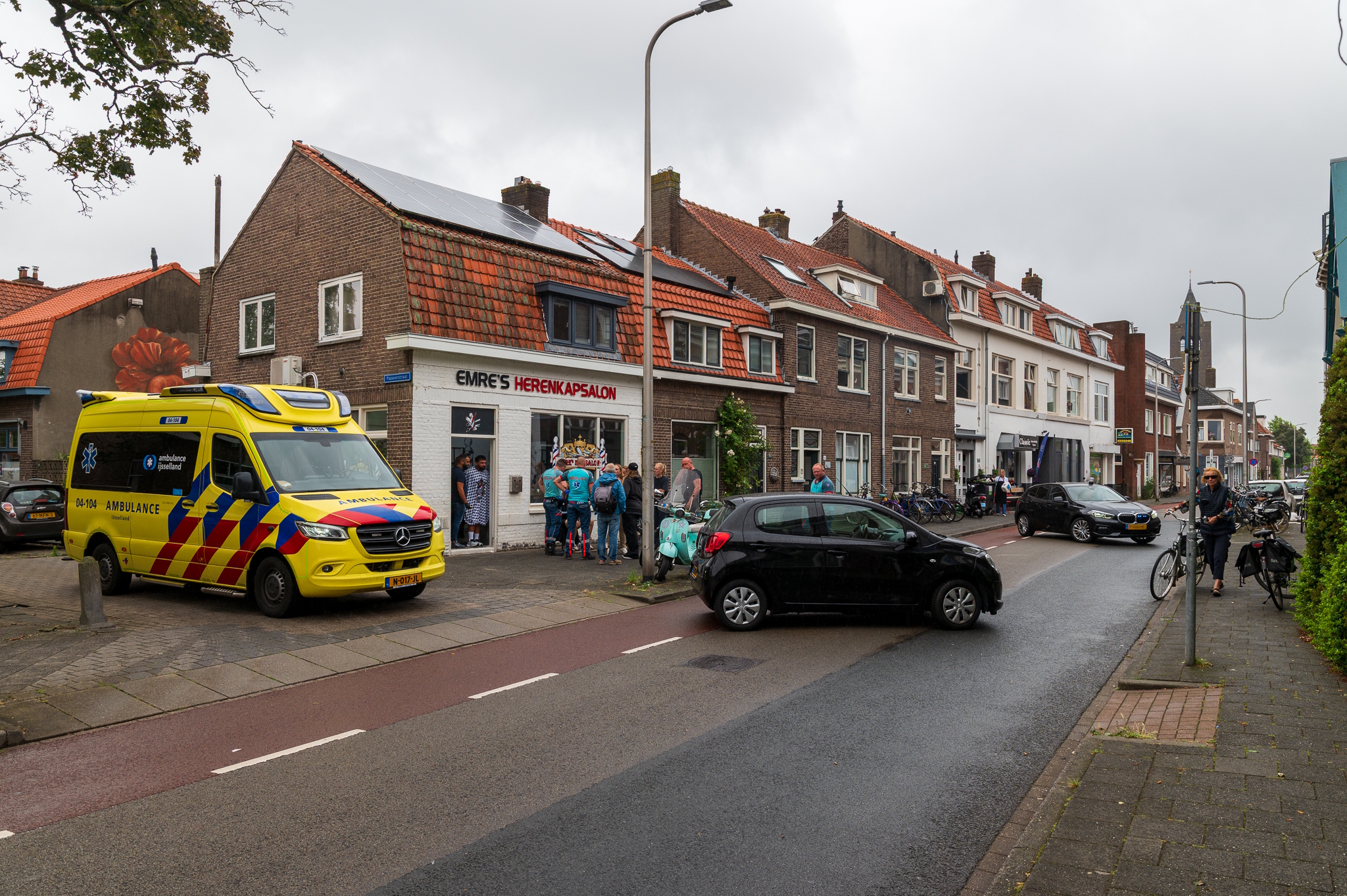 Scooterrijder gewond bij botsing op Assendorperstraat