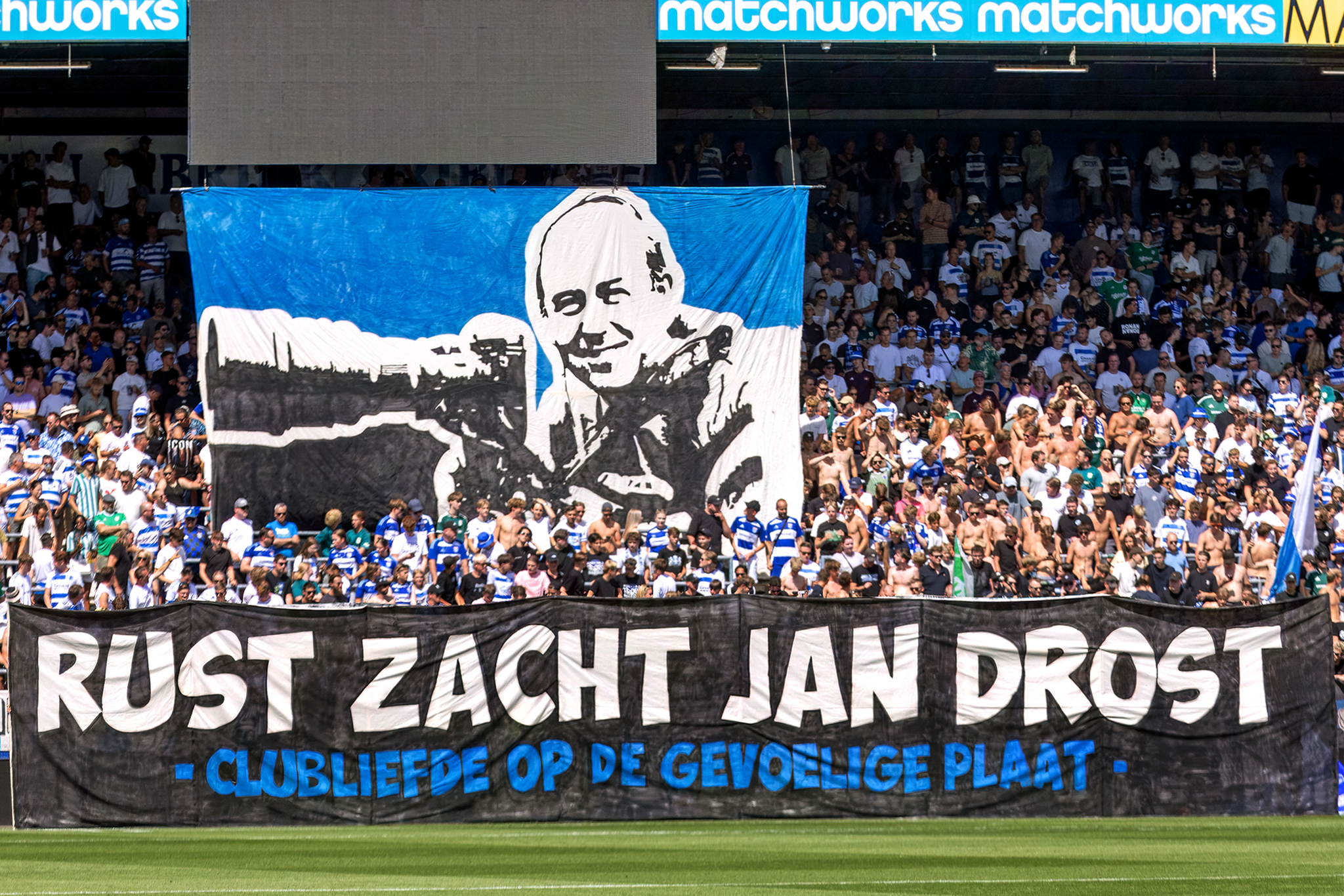 PEC Zwolle - Ajax - Overlijden van Jan Drost 09082026_49A6842 - ZwolleInside