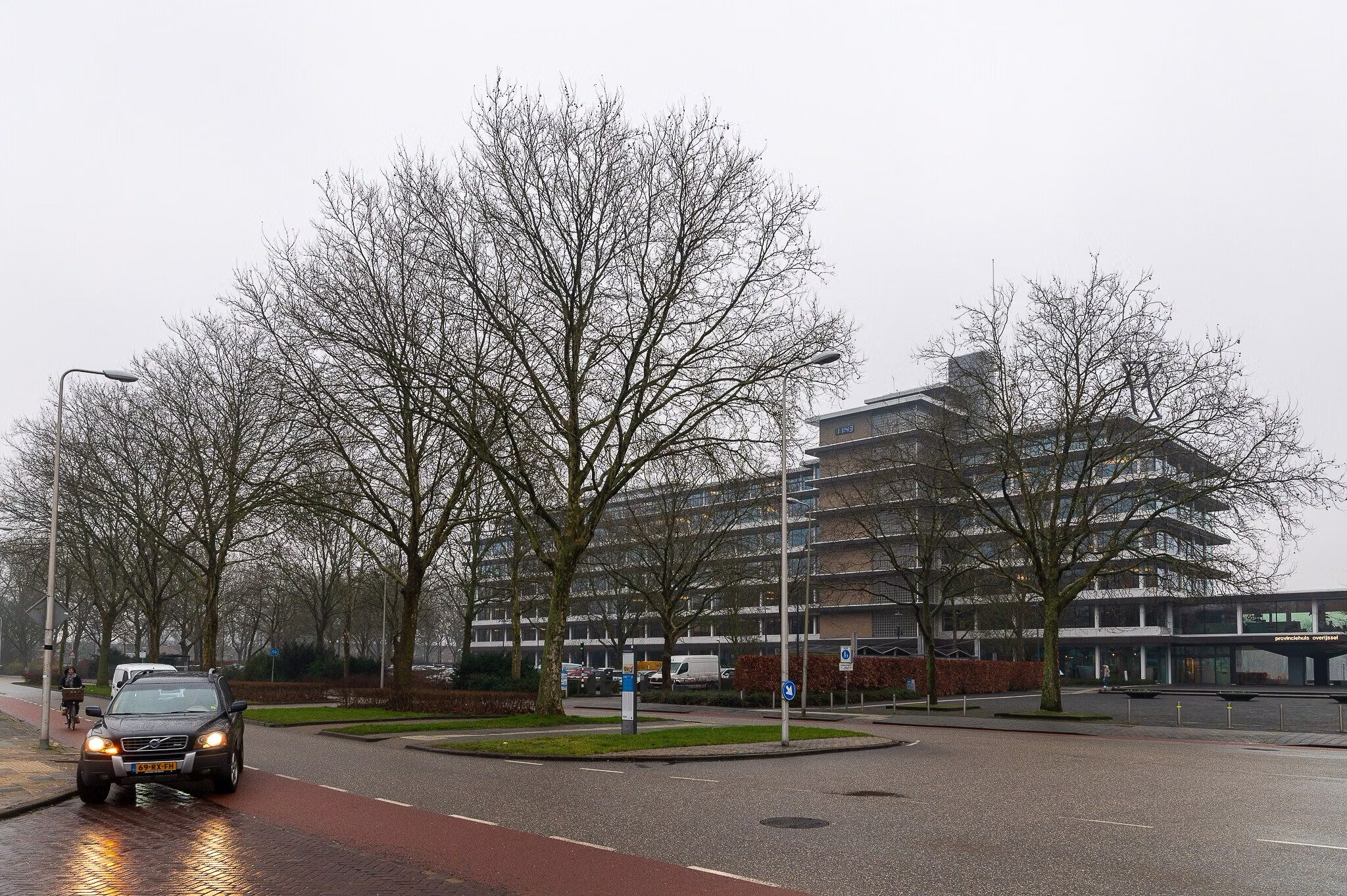 Bijna 40 bomen leggen het loodje voor parkeerkelder onder Luttenbergstraat