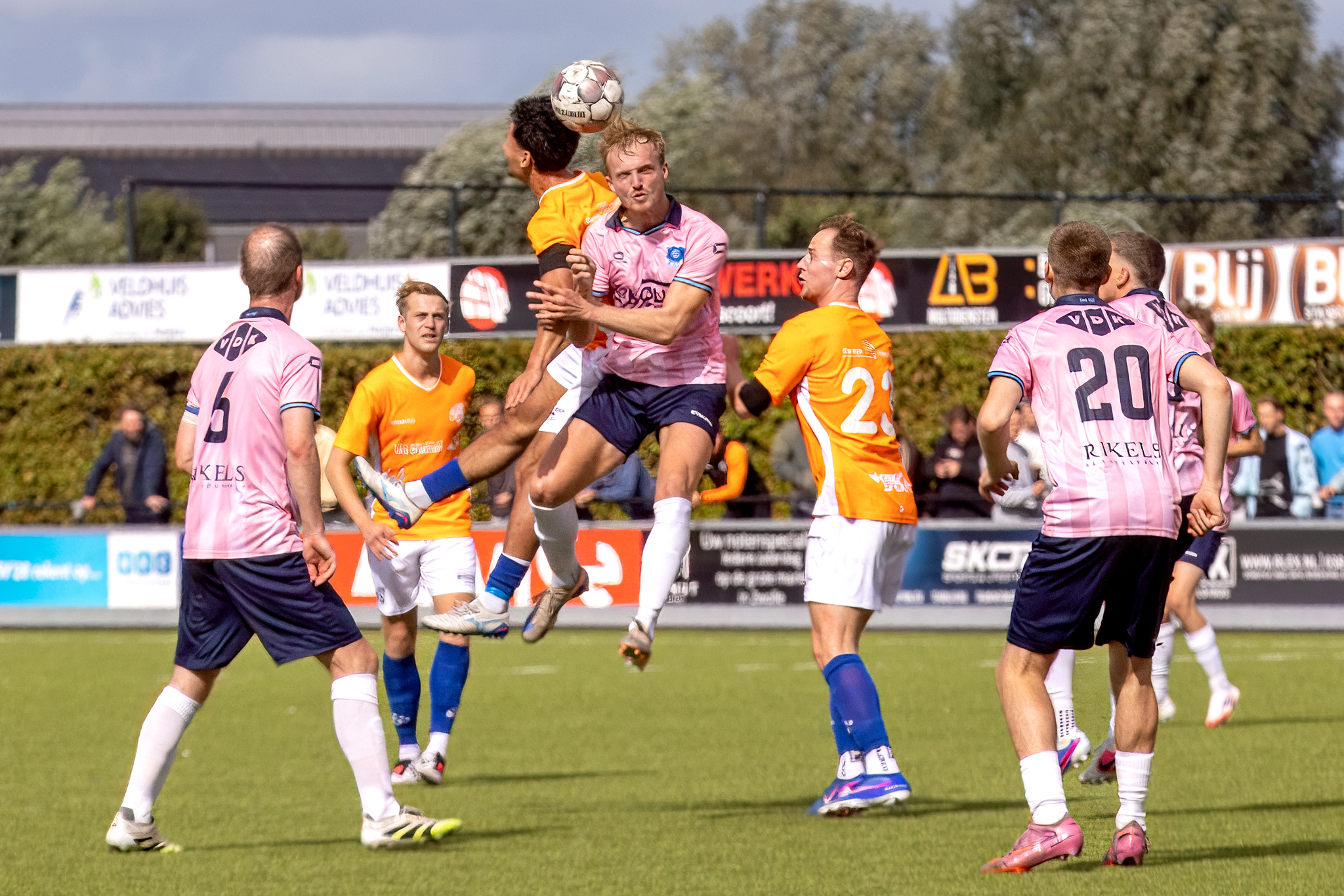WVF wint doelpuntrijke bekerderby bij CSV ’28