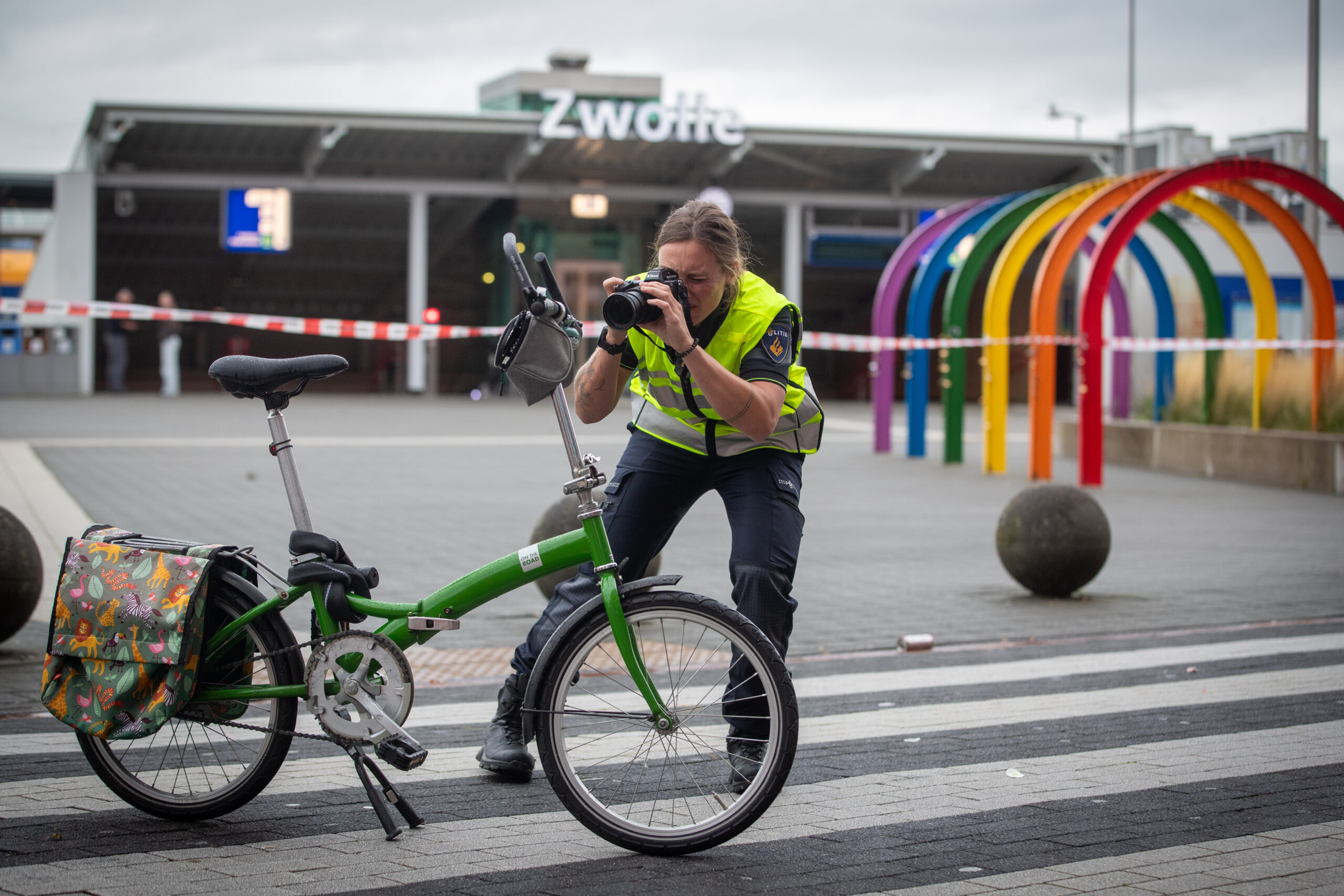 Onderzoek naar botsing motoragent en fietsster op Hanzelaan nog in volle gang