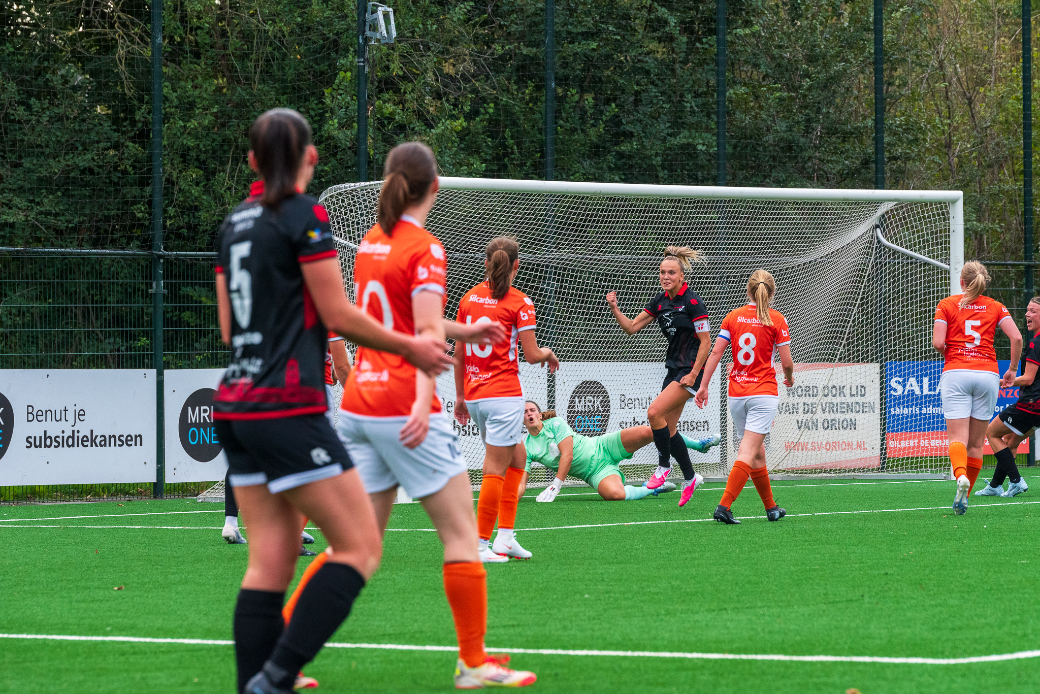 Be Quick ’28 Vrouwen bereikt hoofdtoernooi KNVB-beker na zege in Nijmegen