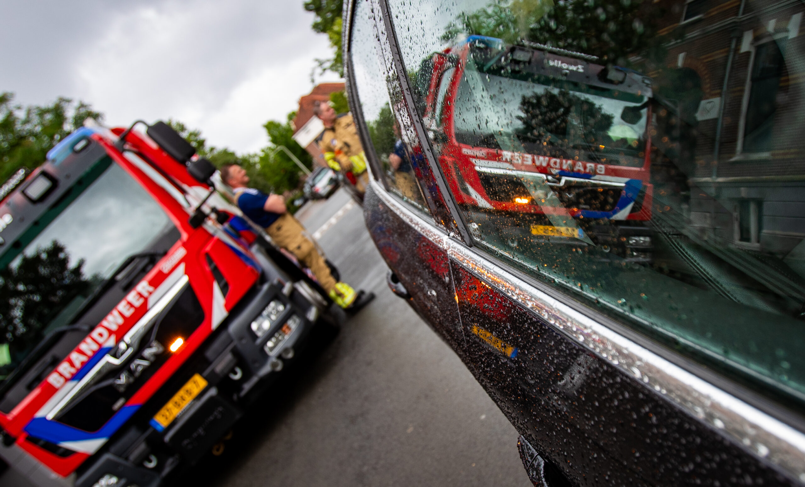 Ontslagen teamleider brandweer IJsselland mag voorlopig niet terugkeren