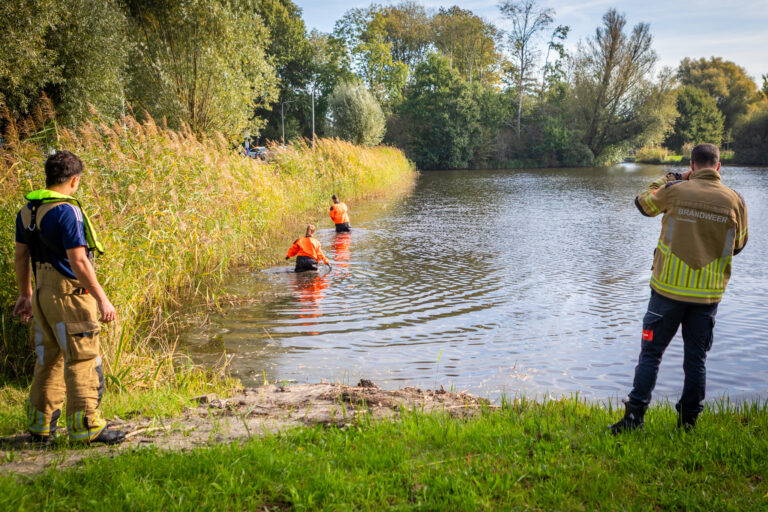 Brandweer vindt niemand bij zoekactie in vijver in Aa-landen