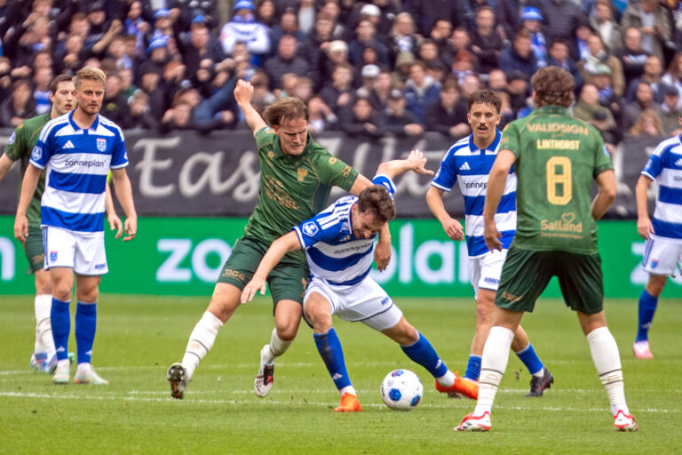 PEC Zwolle wint IJsselderby met 4-1 na sterke tweede helft