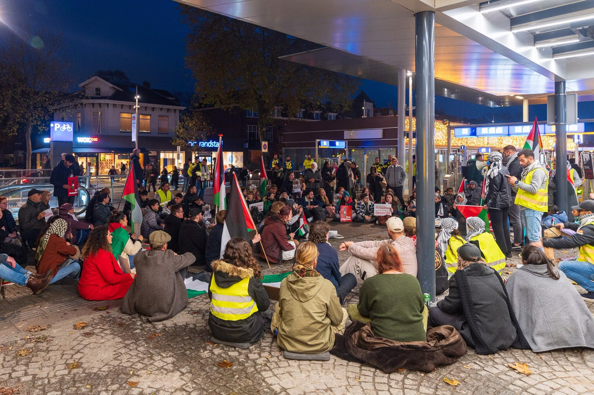 Raadsleden roepen pro-Palestijnse actievoerders op maandag niet te demonstreren in Zwolle